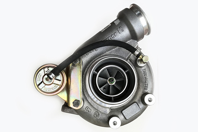 Fendt_turbocharger_F931202090010_3.jpg