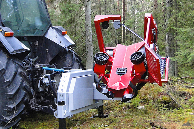 tractor-forest-processor-hypro-300-01-most-group.jpg