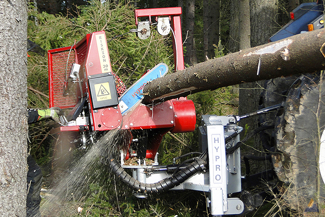 tractor-forest-processor-hypro-300-12-most-group.jpg